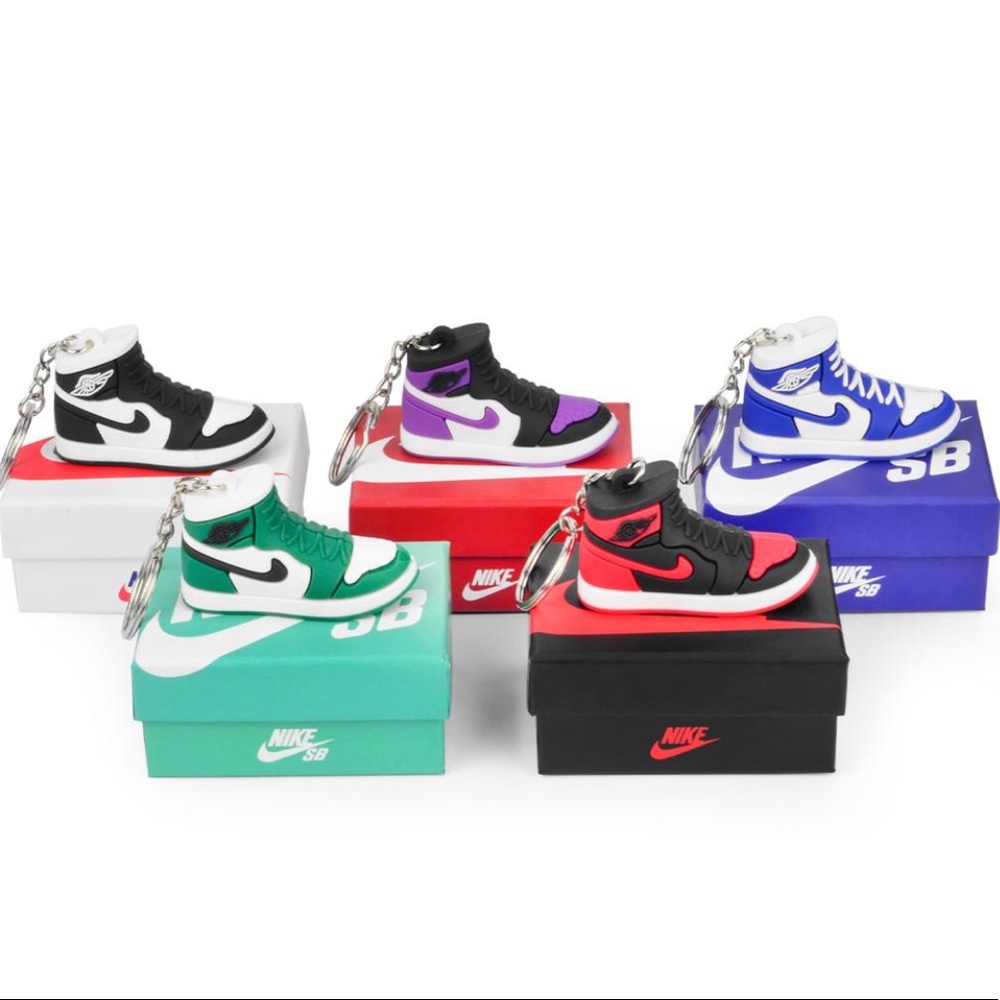 4/$39 GET ALL 5 Nike Shoes 3D Key Chain With Box